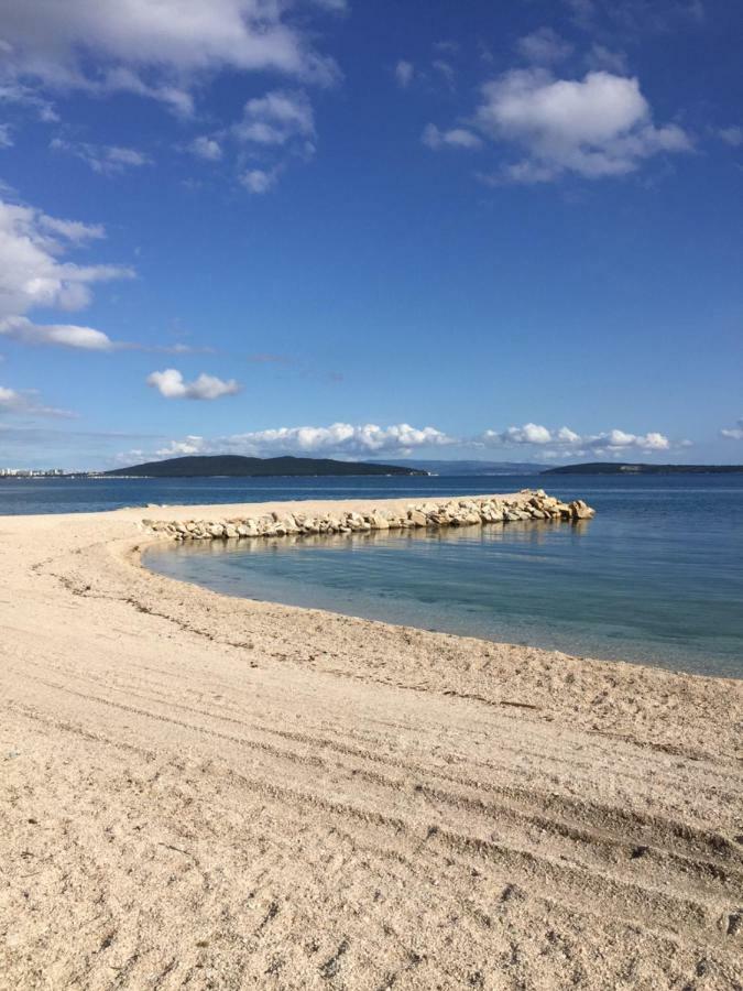 Studio Few Steps From The Beach Apartment Kastela Luaran gambar
